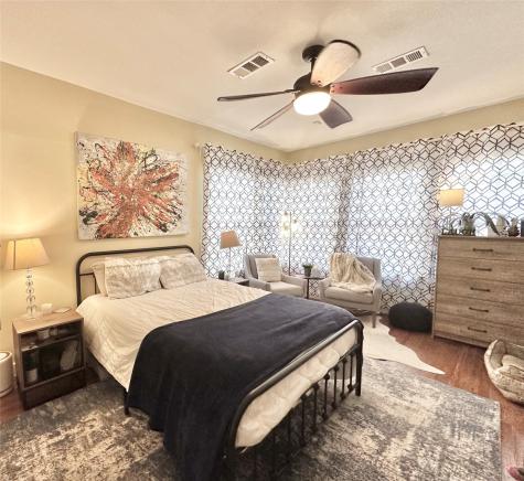 4318 Eigel Street Houston TX 77007