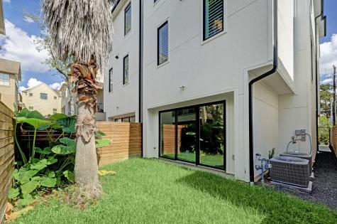 205 Birdsall Street Houston TX 77007