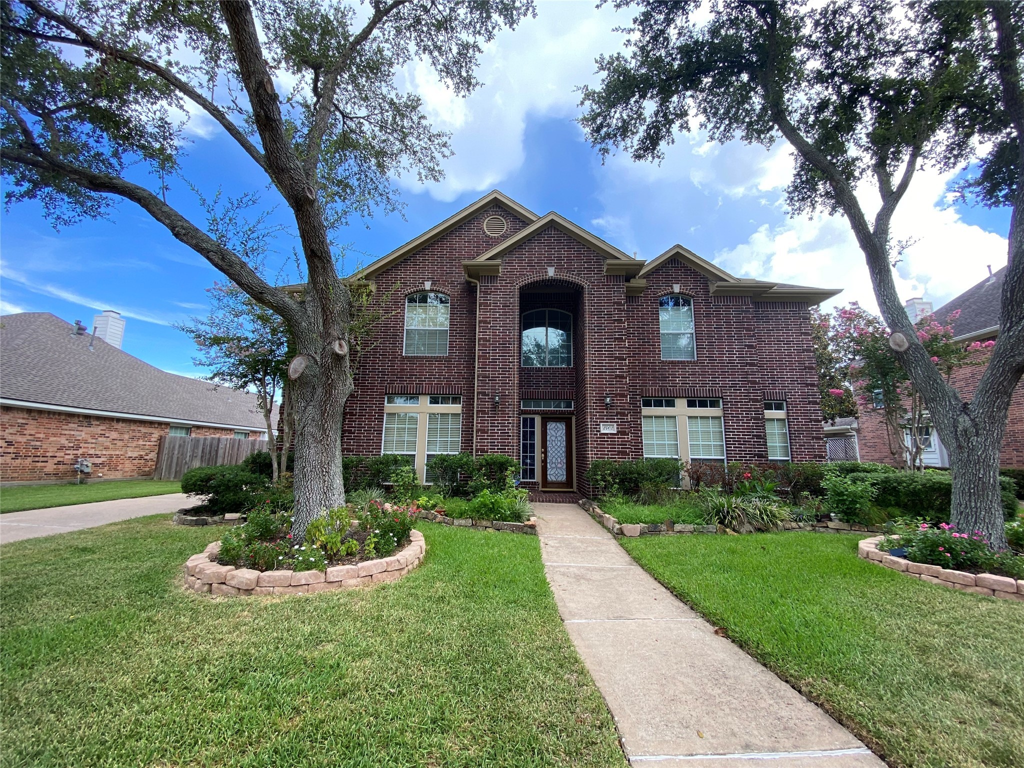 2402 N Lake Front Drive League City TX 77573