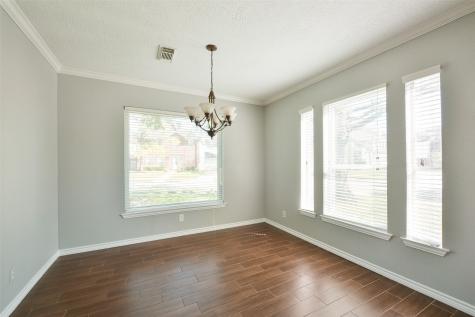 14202 Towerglen Court Houston TX 77084