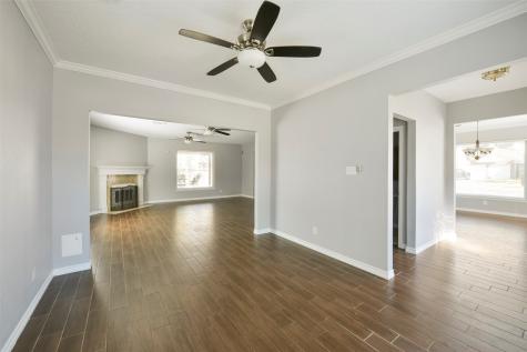 14202 Towerglen Court Houston TX 77084