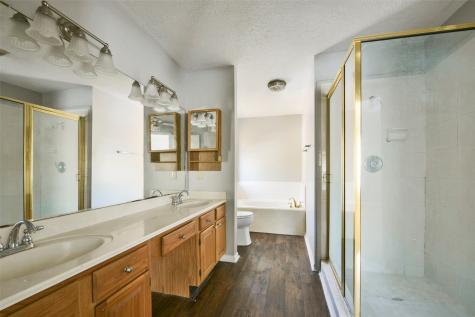 14202 Towerglen Court Houston TX 77084