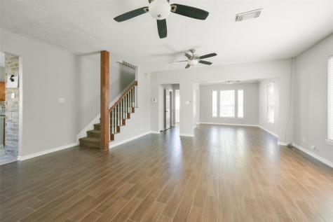 14202 Towerglen Court Houston TX 77084
