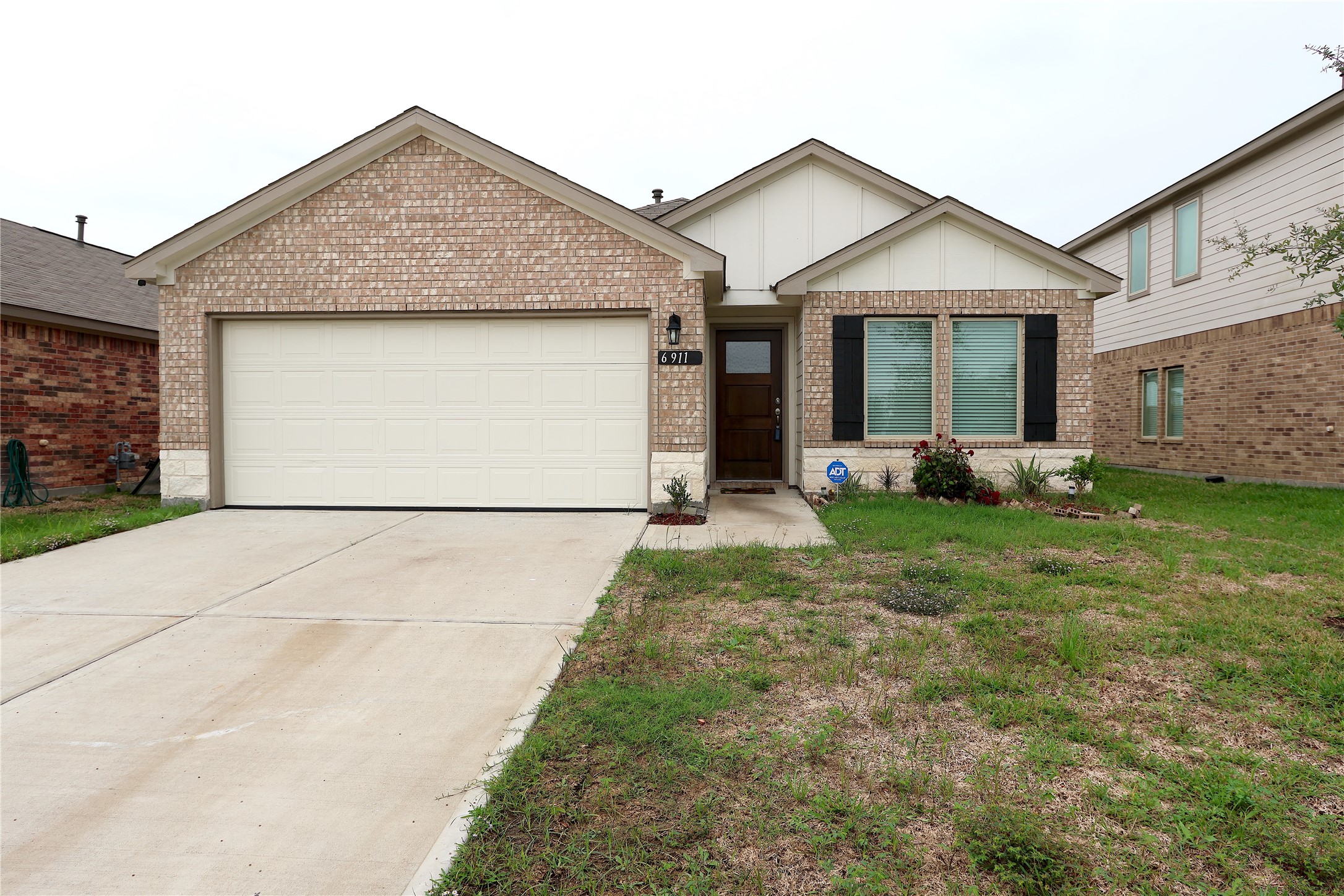 6911 Sunnyvale Lane Rosharon TX 77583
