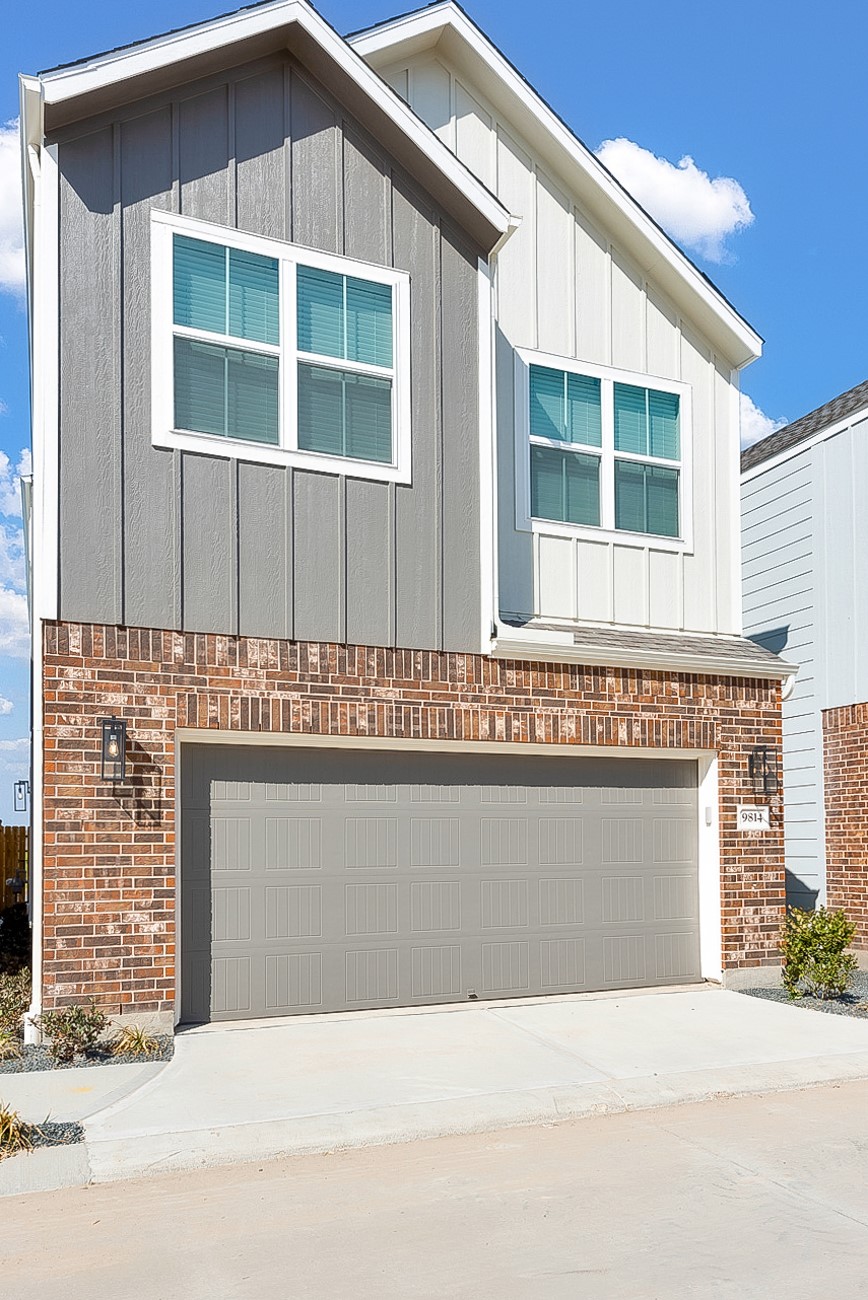 9814 Magnolia Village Lane Houston TX 77080