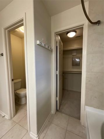 2206 Naomi Street 8 Houston TX 77054