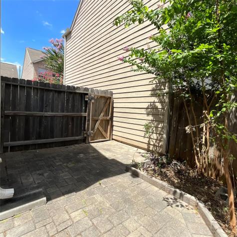 2206 Naomi Street 8 Houston TX 77054