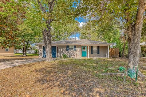 214 Southmore Street Tomball TX 77375