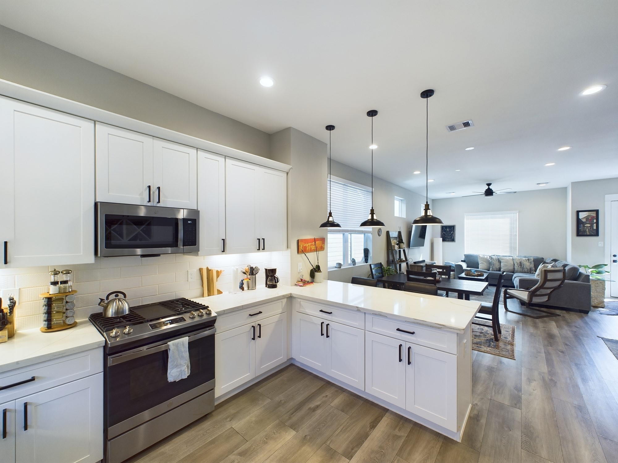 1304 W 24th Street D Houston TX 77008