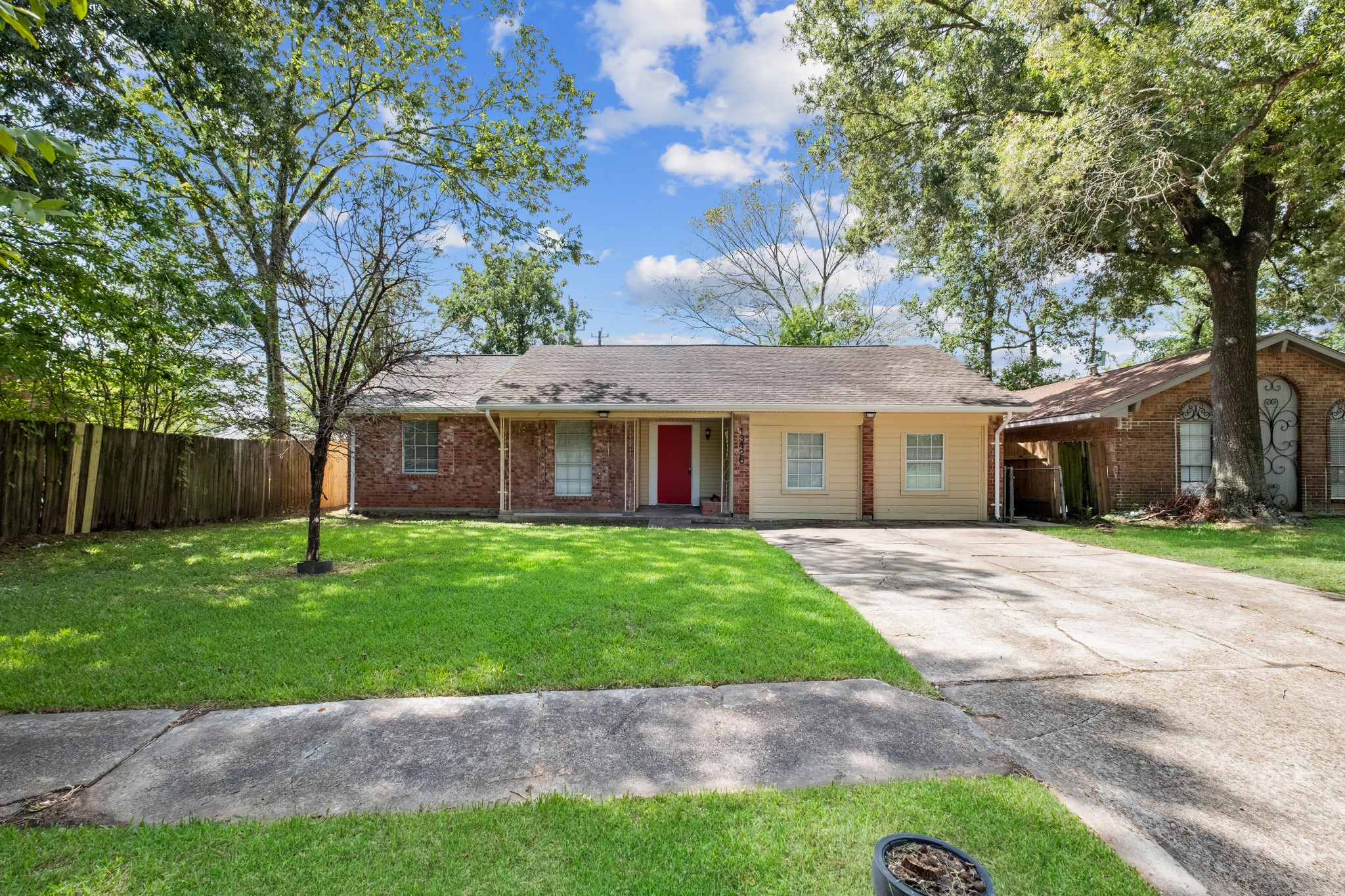 13426 Edgeboro Street Houston TX 77049