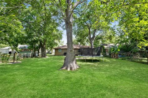 1008 Southampton Street Angleton TX 77515