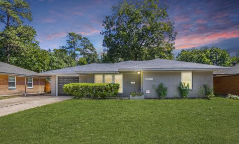 4818 Ella Boulevard Houston TX 77018