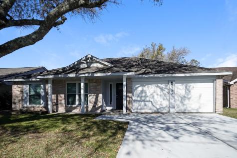 2784 Pinewood Drive League City TX 77573