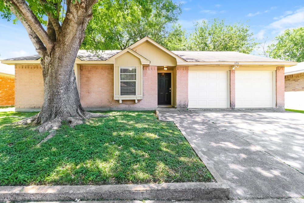 11711 Spruce Mountain Drive Houston TX 77067