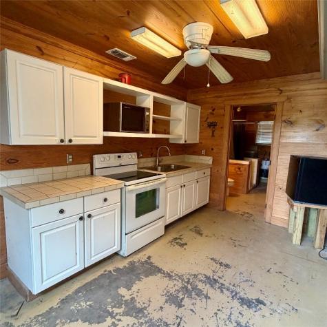 4473 Highway 90 Unit A Alleyton TX 78935