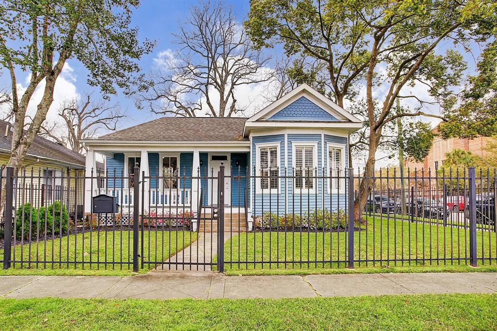 1247 Oxford Street Houston TX 77008