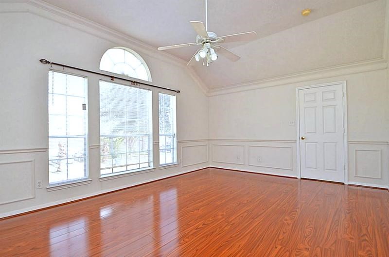 15007 Sapling Oak Court Houston TX 77082