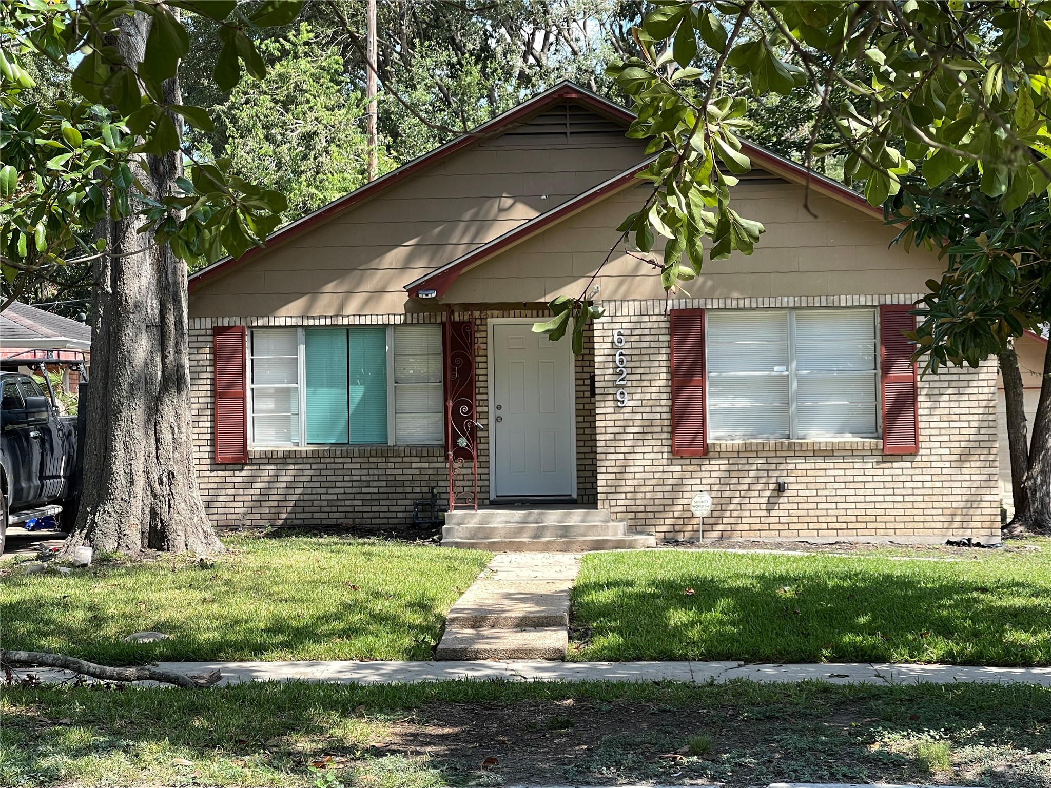 6629 Sylvan Road Houston TX 77023