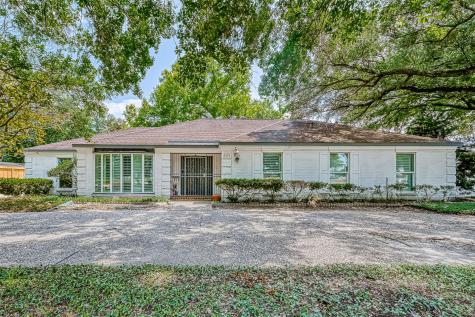5319 S Braeswood Boulevard Houston TX 77096