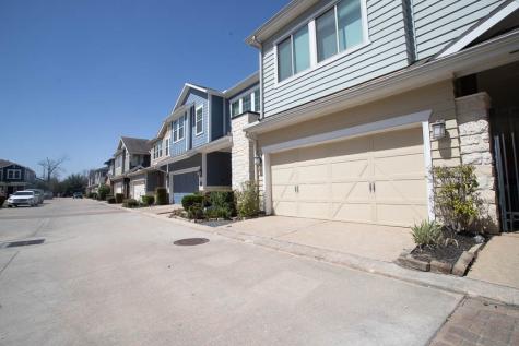 8804 Narrow Leaf Street Houston TX 77080