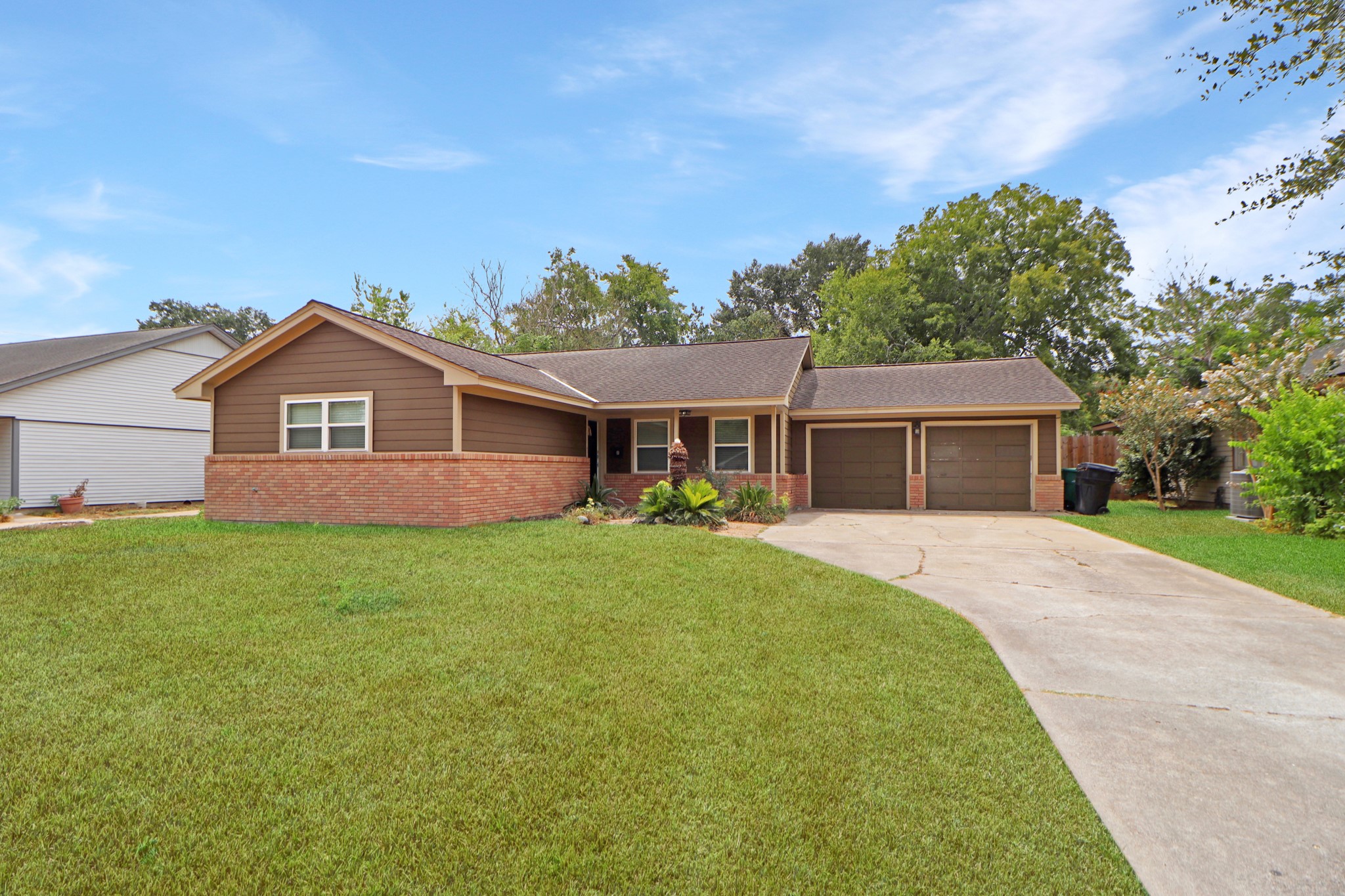 4709 Hummingbird Street Houston TX 77035