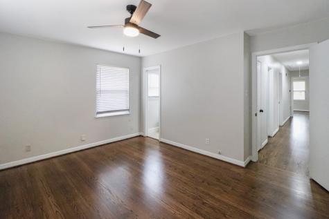 4709 Hummingbird Street Houston TX 77035