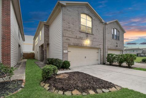 5203 Dartmoor Ridge Trail Houston TX 77066