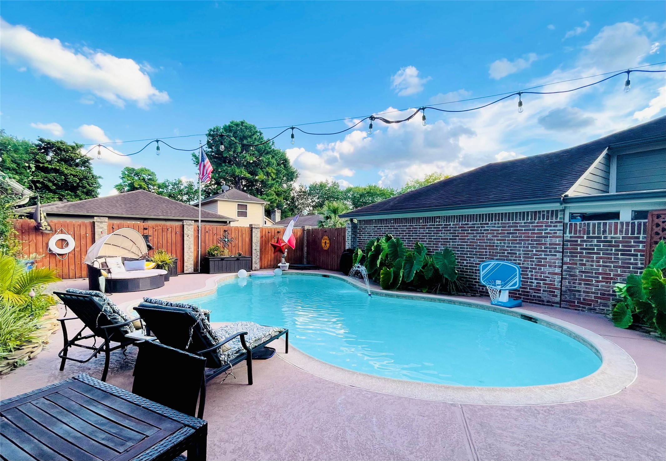 13836 Paradise Valley Drive Houston TX 77069