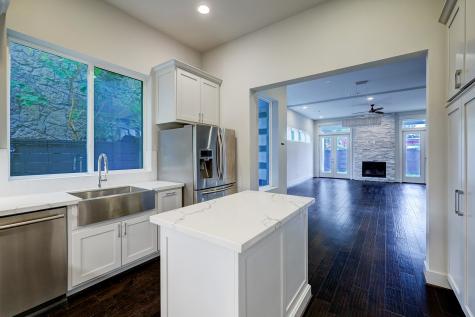 609 W Pierce Street Houston TX 77019
