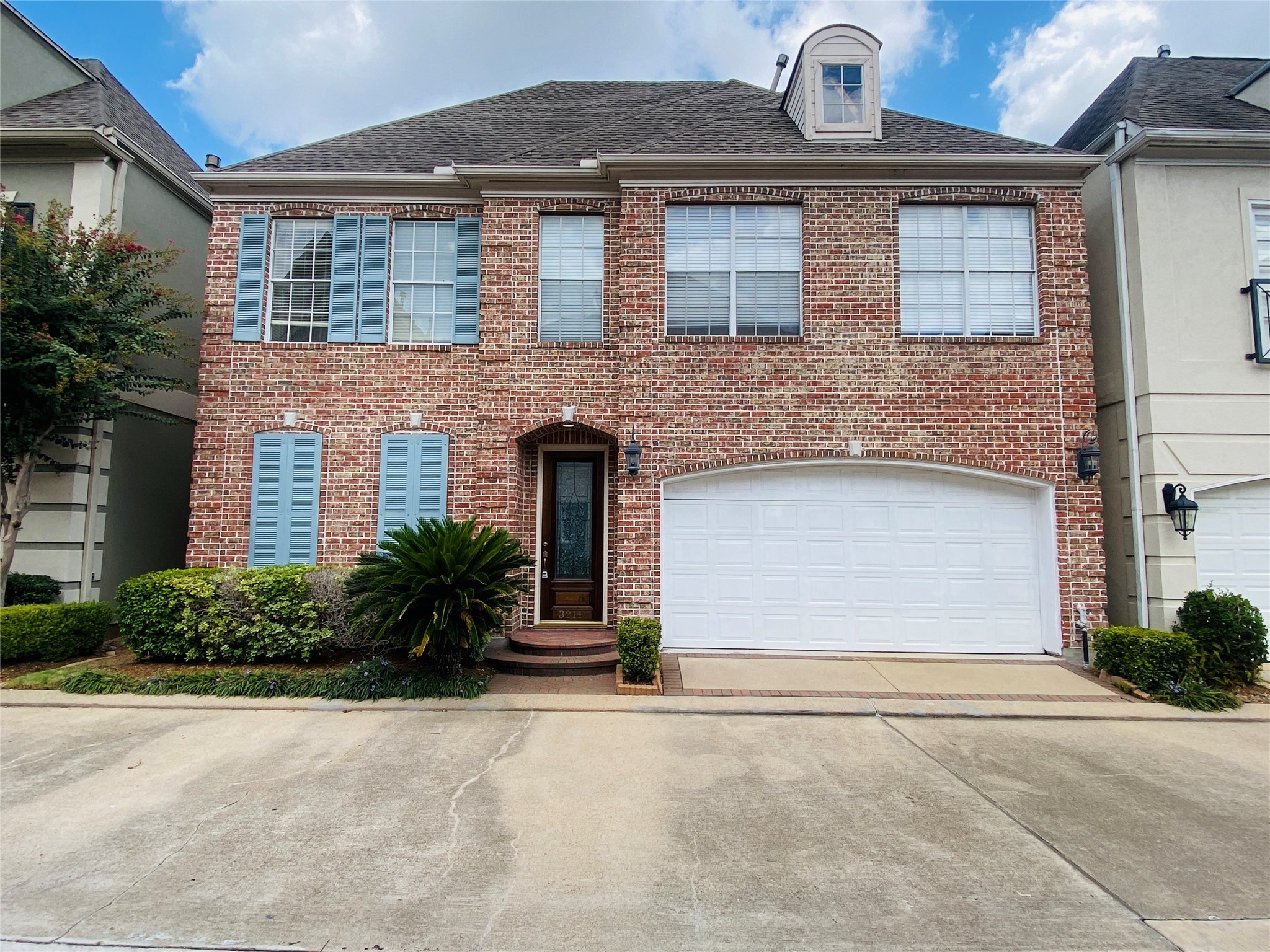 3214 S Pemberton Circle Drive Houston TX 77025