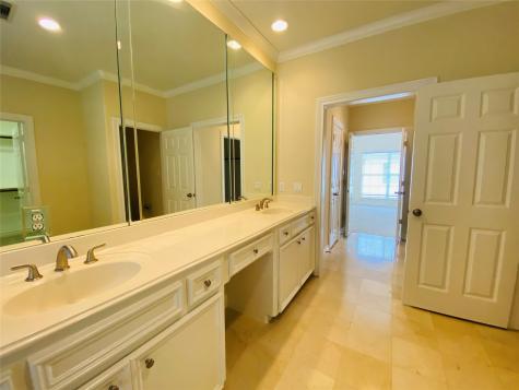3214 S Pemberton Circle Drive Houston TX 77025