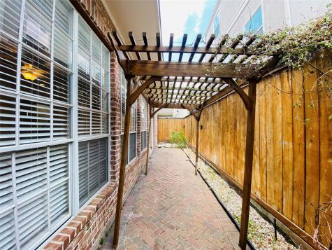 3214 S Pemberton Circle Drive Houston TX 77025