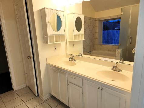 3103 Gatesbury North Drive Houston TX 77082
