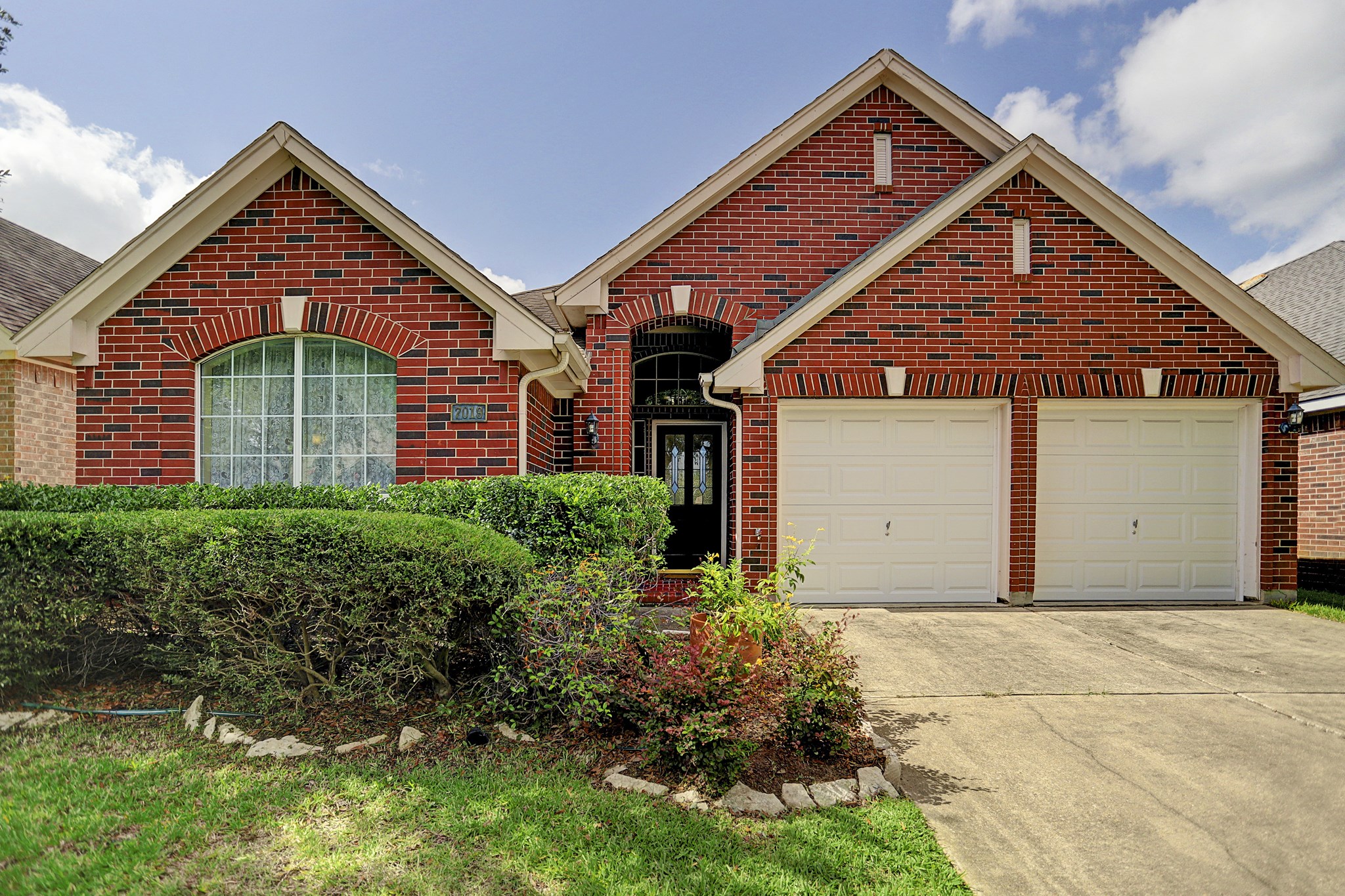 7019 Lawler Ridge Houston TX 77055