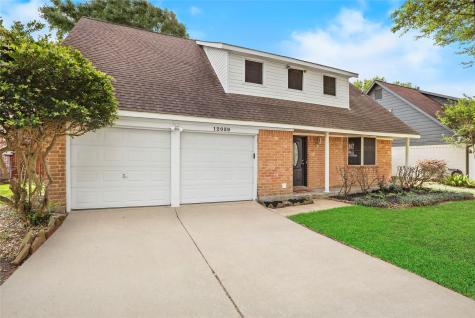 12039 Sturdivant Street Meadows Place TX 77477