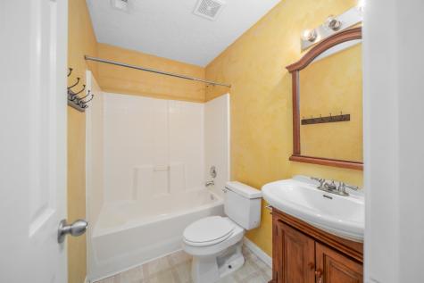 327 Chateau Woods Parkway Drive Conroe TX 77385