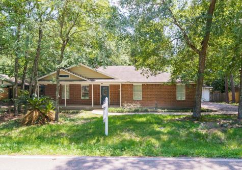 327 Chateau Woods Parkway Drive Conroe TX 77385