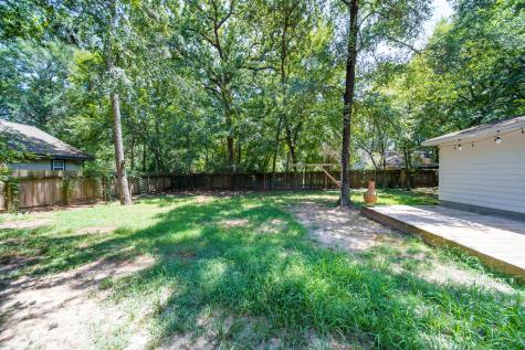 327 Chateau Woods Parkway Drive Conroe TX 77385