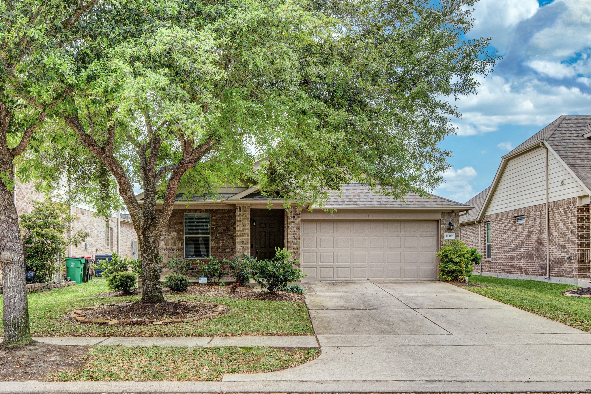 11403 E Lake Gables Drive Richmond TX 77406