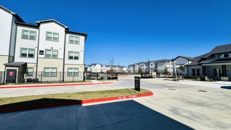 19100 Woodland Hills Drive B1 Humble TX 77346