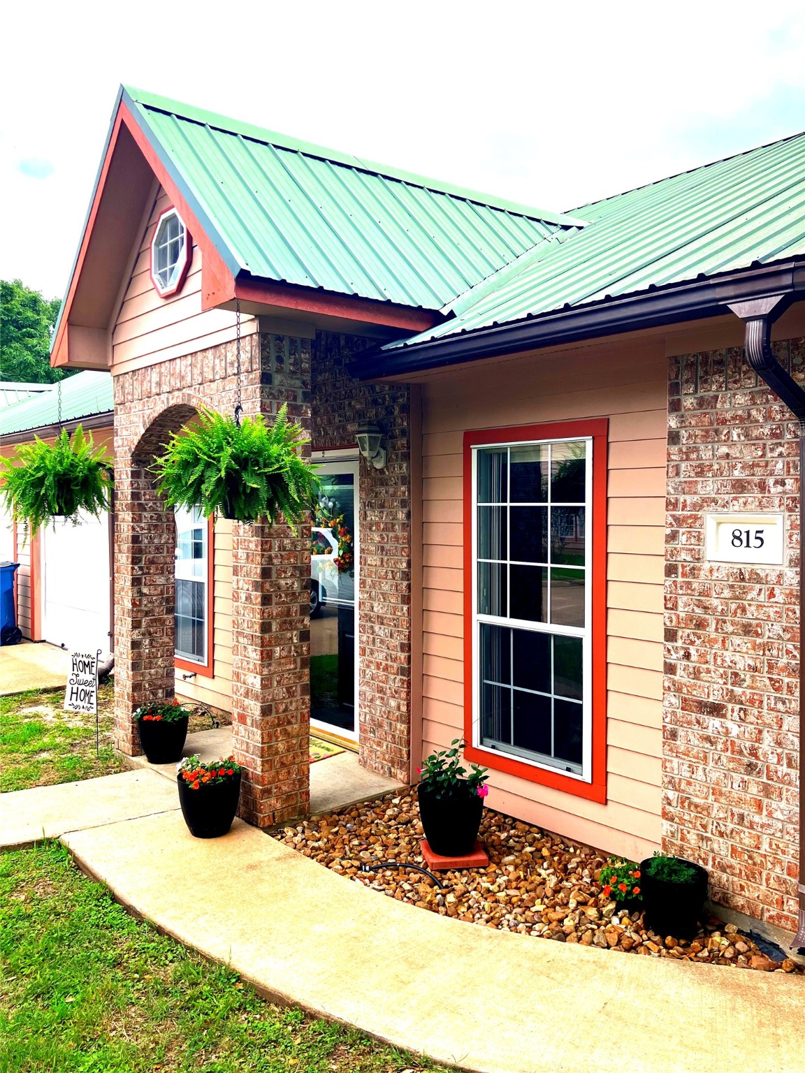 815 Tangle Oaks Drive Bellville TX 77418