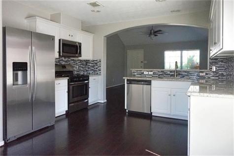 10311 Mills Pass Drive Houston TX 77070