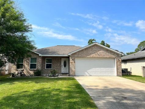 16818 Blackhawk Boulevard Friendswood TX 77546