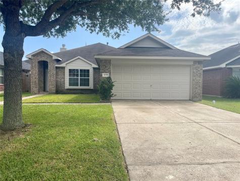 4835 Chase Court Drive Bacliff TX 77518