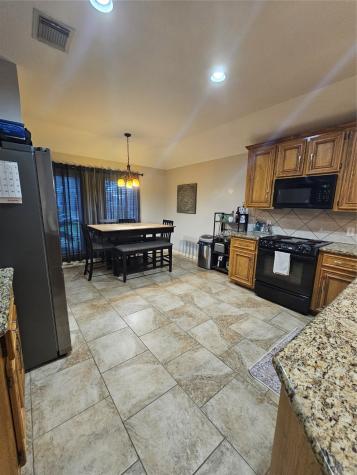 3208 Mystic Port Lane League City TX 77573