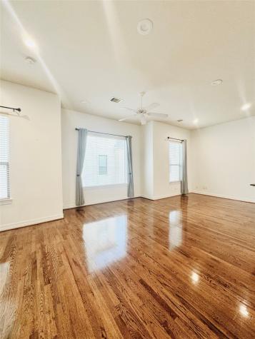 3846 Center Street Houston TX 77007