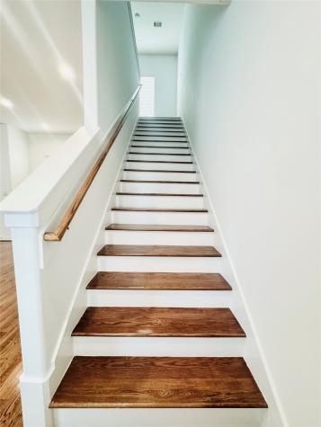 3846 Center Street Houston TX 77007