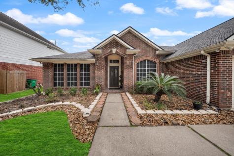 17110 Kiowa River Lane Houston TX 77095