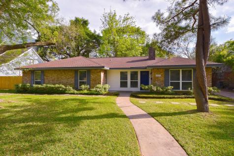 10607 Meadow Lake Lane Houston TX 77042