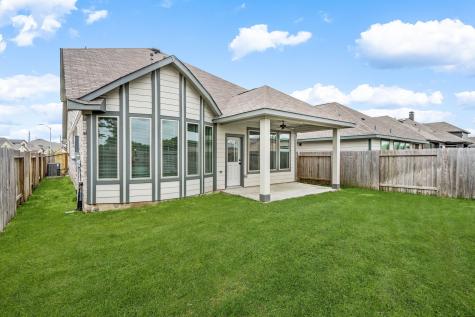5014 Aspen Orchard Drive Houston TX 77066